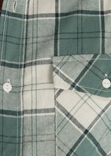 Load image into Gallery viewer, Shotgun Western Long Sleeve Flannel Shirt (Green)