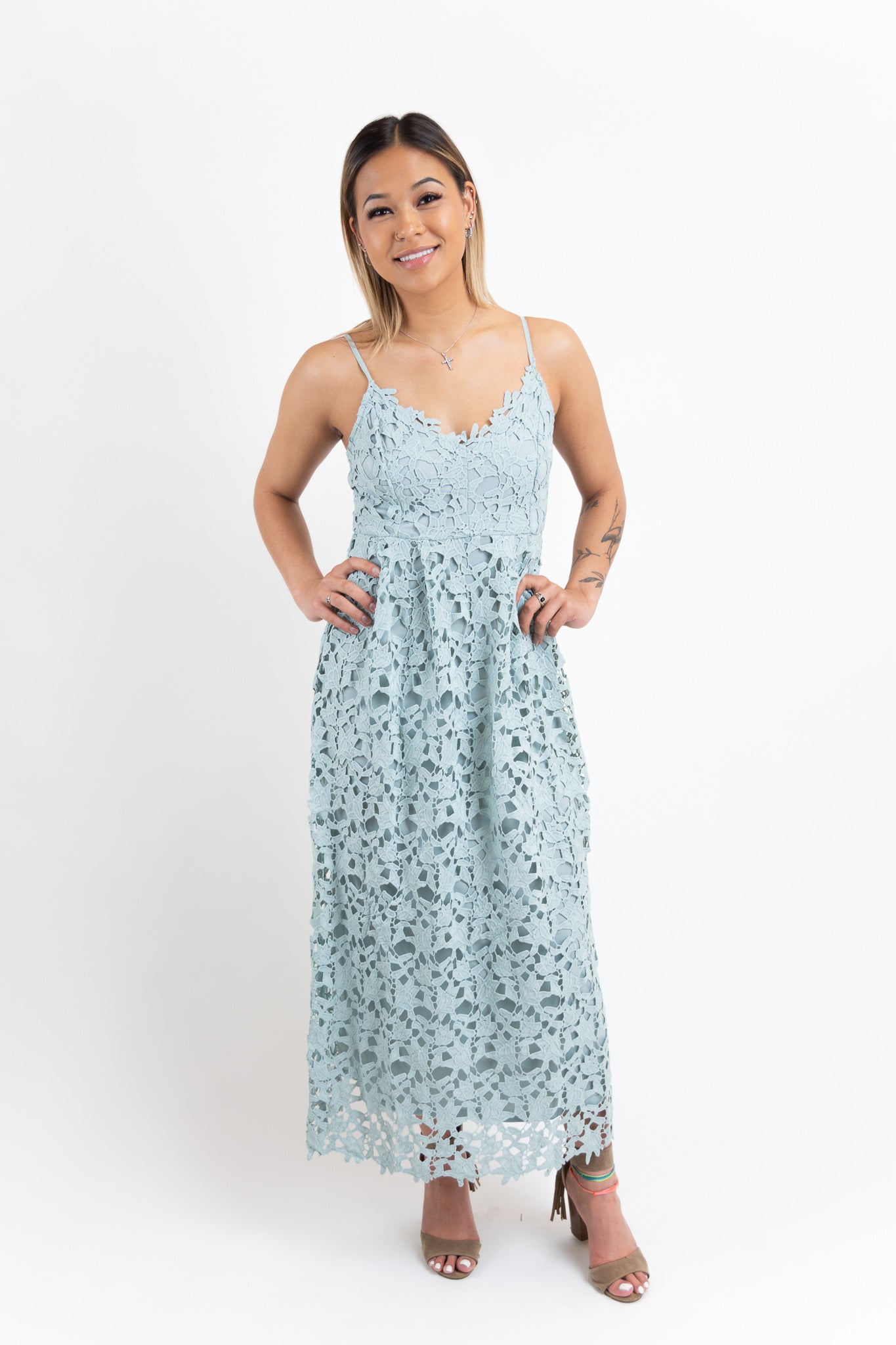 Night of Perfection Cotton Lace Maxi Dress (Mint)