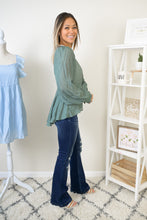 Load image into Gallery viewer, Living Truth Cropped Textured Knit Cardigan (Sage)
